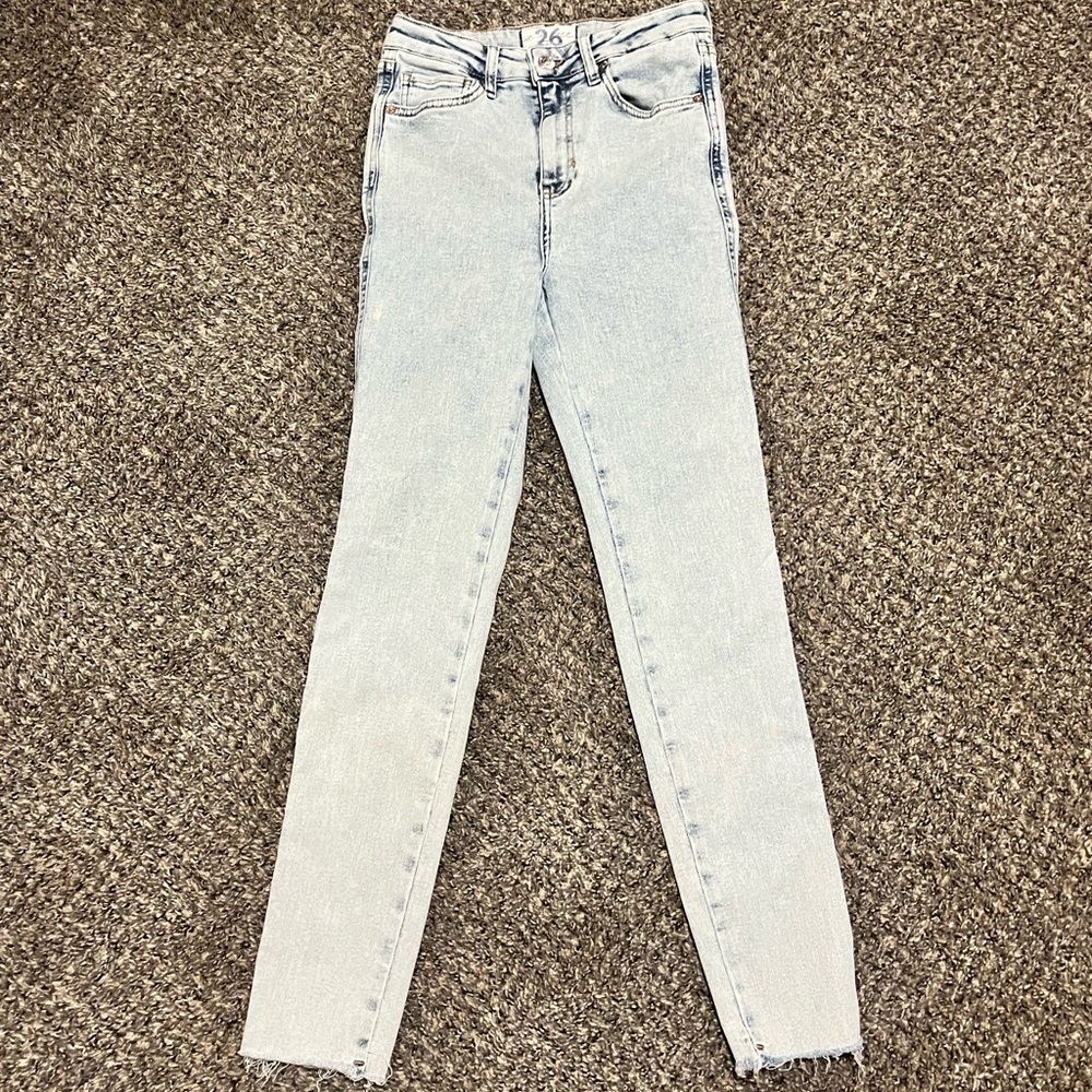 We the free 26 Light Wash Skinny Jeans